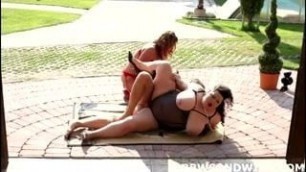 BBW boxers fucking a referee outdoors