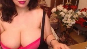 sexy mature on cam