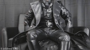 VK LEATHER WORSHIP